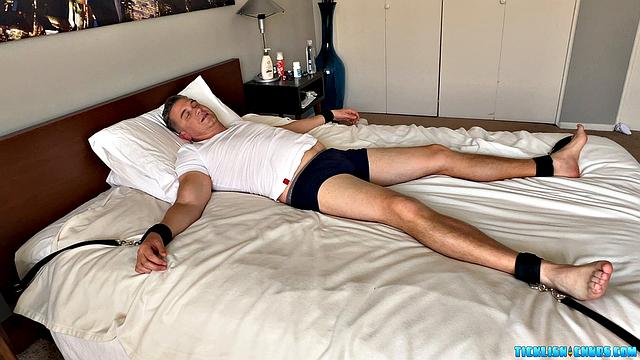 California Tickling: Captain Sole-O Gets Tickled - Captain Sole-O &amp;amp; Matt