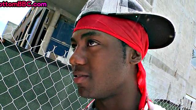 Ebony thug gets public assfucked outdoor