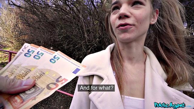 Сабрина Спайс развлекается с минетом в лесу, пока ключей ждет - математика подождет!