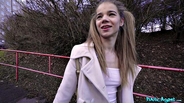 Teen babe gives blowjob in the forest