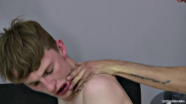 2 New Buddies Go Bareback - Harri Oakland & Clayton Fox