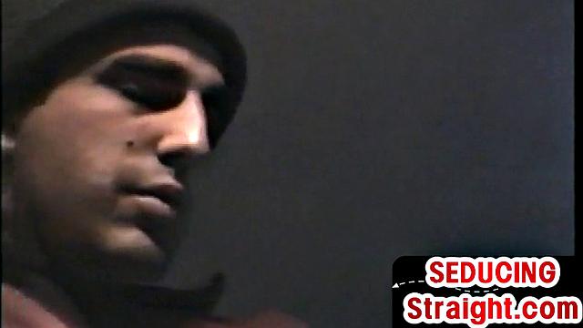 Real amateur guy wanks oiled cock in vintage closeup video