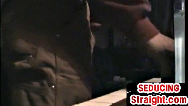 Real amateur guy wanks oiled cock in vintage closeup video