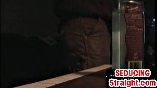 Real amateur guy wanks oiled cock in vintage closeup video