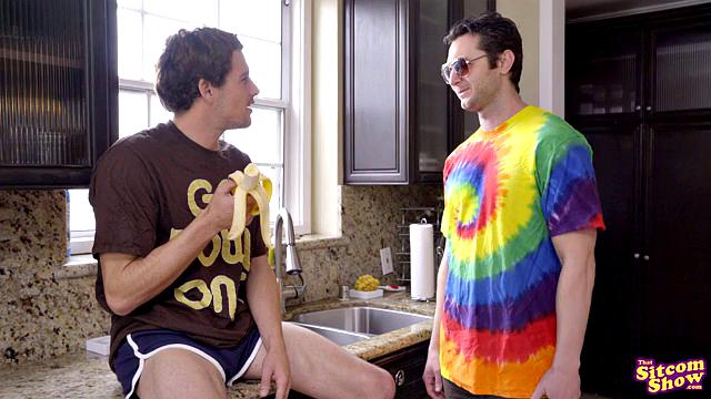 That 70s Ho Hyde Moves In - S2:E11