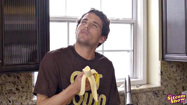 That 70s Ho Hyde Moves In - S2:E11