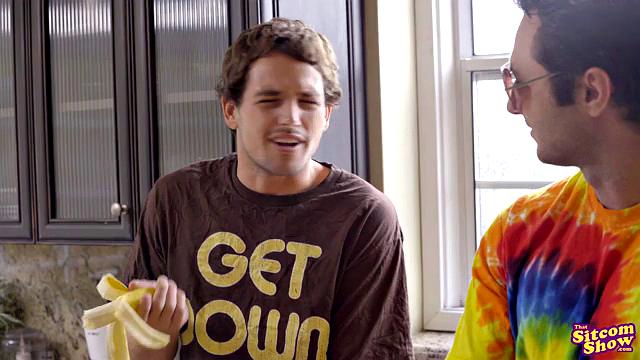 That 70s Ho Hyde Moves In - S2:E11