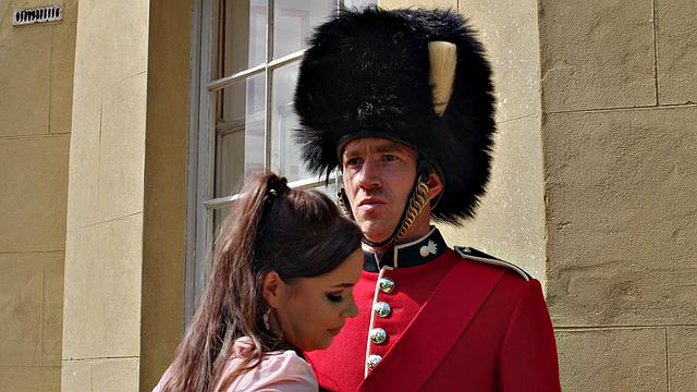 Stroking Guard's Post