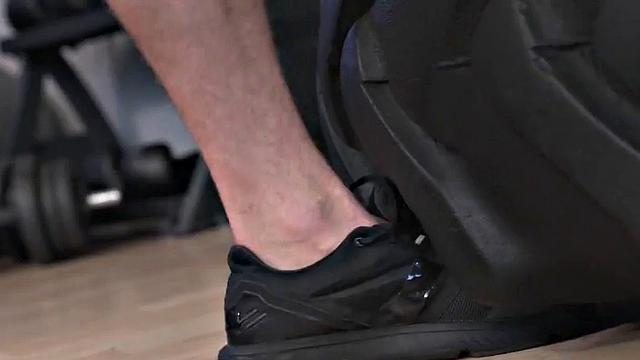 Curvy babe anal pounded by her BF in gym after workout