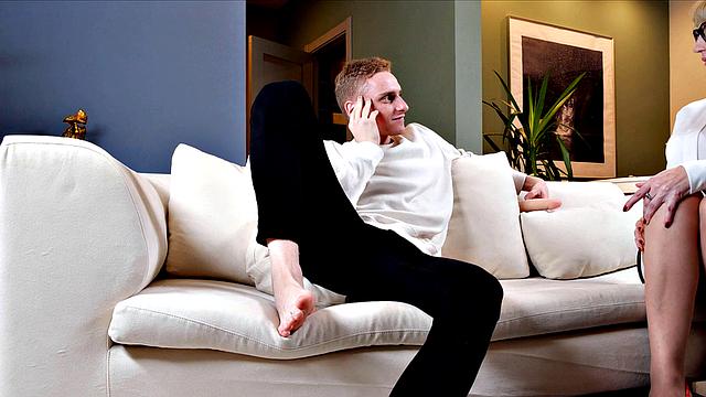 TUTOR4K. Experienced teacher in stockings drilled hard by new student