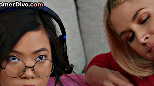 21yo Asian gamer scissoring busty MILF after 69 licking