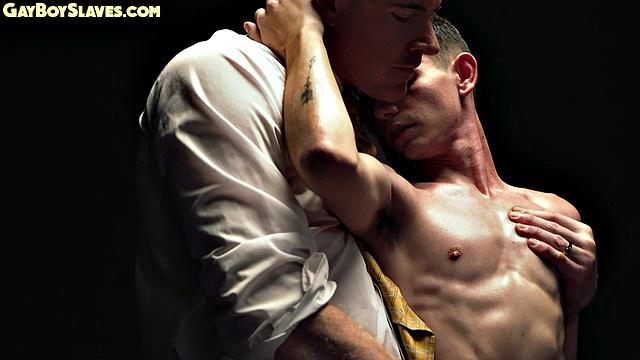 худой твинк в масле дрочит зрелому папику