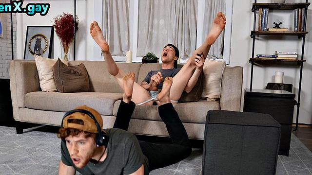 Manly stud with tattoos barebacked by fetish twink