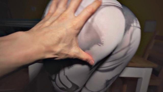 Cash-hungry babe with a huge ass fucks in POV for a good fuck