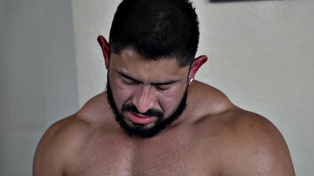 Pervy hispanic hunk exploring gym twunk