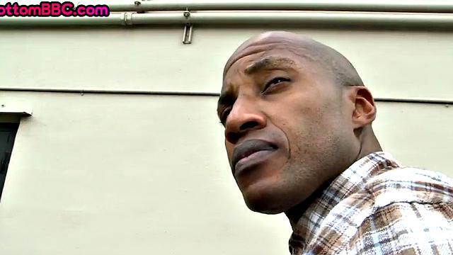 Black amateur assfucked outdoors by white top