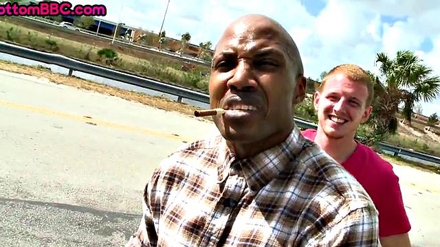 Black amateur assfucked outdoors by white top