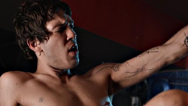 Str8 nympho enjoys fucking anally in tight hole