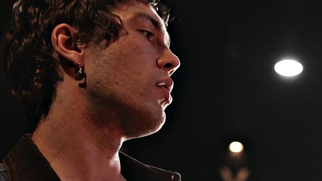 Str8 nympho enjoys fucking anally in tight hole