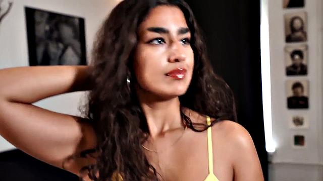 Blowjob POV chick spoils BF with greedy mouth