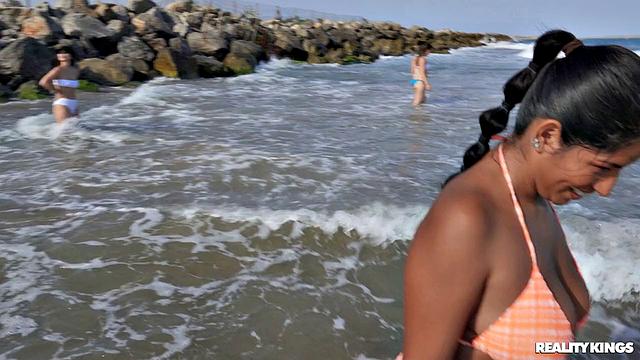 Beach Blowjob