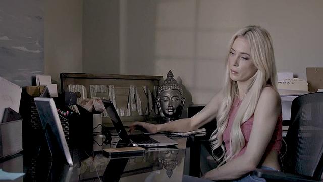 Stunning blonde banged by boss