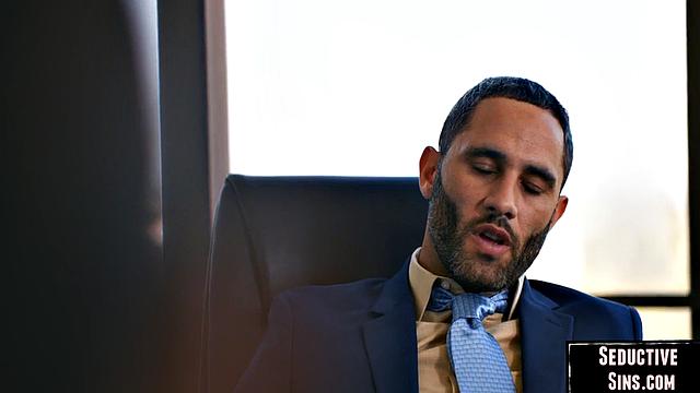 Beauty babe rides her lover