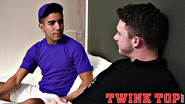 milo miles принимает мощный латинский член в голую задницу