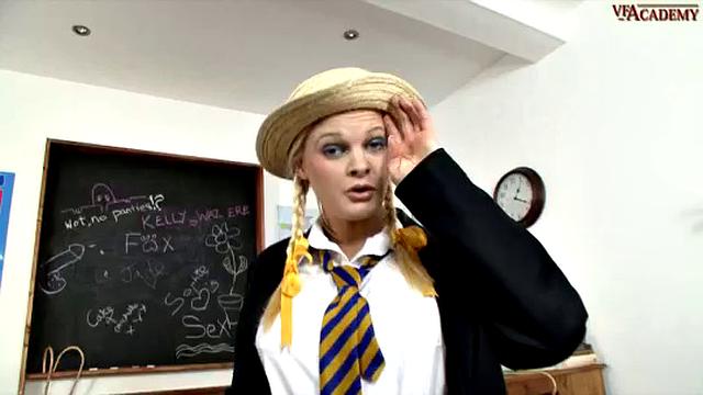 Kelly Fox - Panty Pleasures!