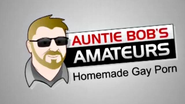 auntie bob жестко берёт марио в рот, пока тот кайфует на коленях