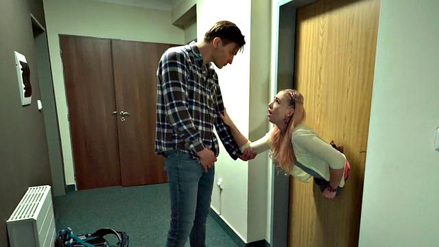 Blonde babe sucking and giving tugjob during hostel three-way