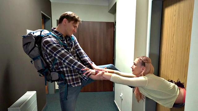 Blonde babe sucking and giving tugjob during hostel three-way