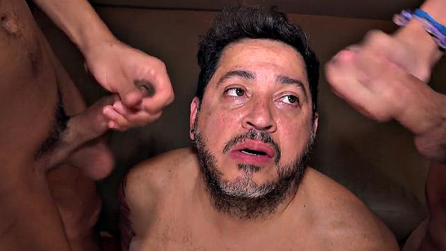 Real mature cocksucked by twinks