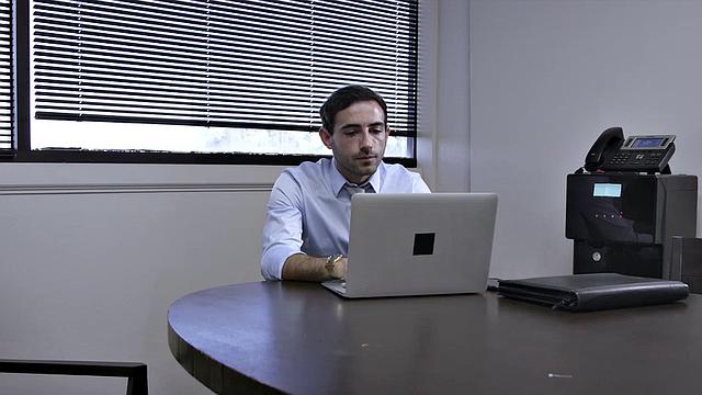 I Hate My Boss Vol 1