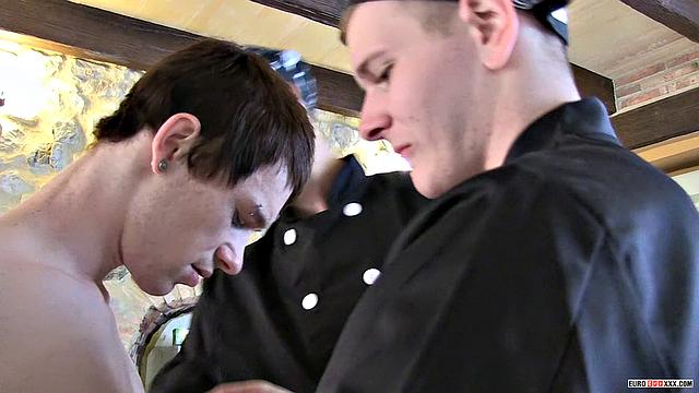 Adding Extra Flavor To The Dish - Drake Law, Josh Parker & Shaun Mann