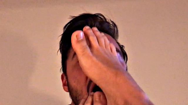 In this Seth Knight and Christopher Meyers scene, the tattooed boyfriends want to share their fetish for feet. This bedroom romp is as much about giving head and jacking off as it is fucking feet and sucking toes.