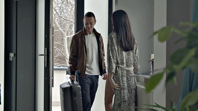 21 SEXTURY - Sexy Alyssa Bounty Wants Her Tight Juicy To Be Fucked Hard