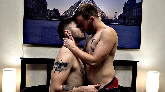 FTM pussystud fucked in cunt after being licked in 69