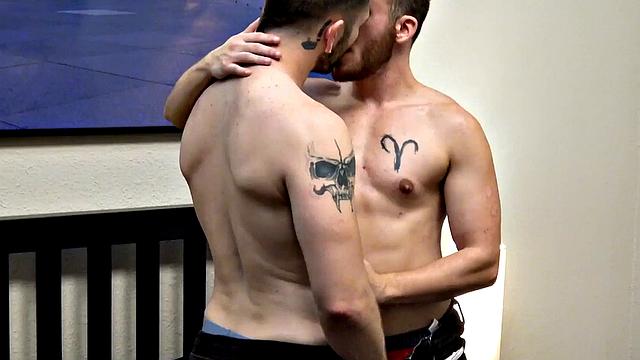 FTM pussystud fucked in cunt after being licked in 69