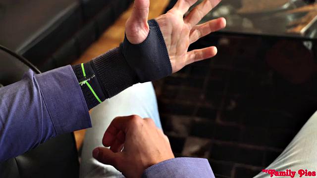 Step Sis Won't Quit - S15:E1