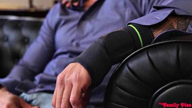 Step Sis Won't Quit - S15:E1