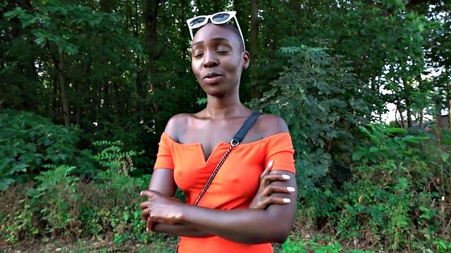 Hairless Ebony gets paid for sucking big dong outdoors