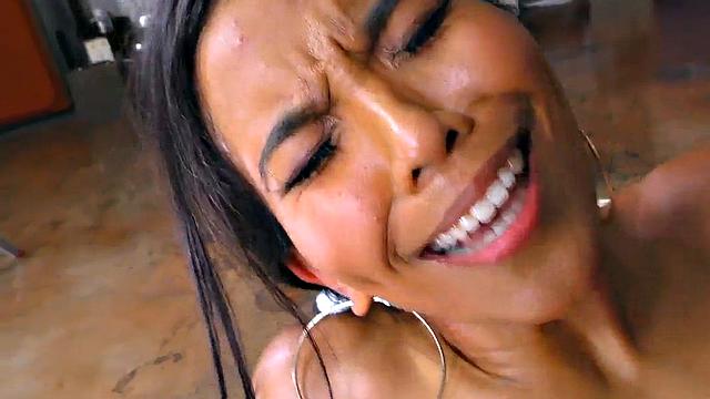 POV 21yo bae enjoys fucking on BWC b4 sucking white dick