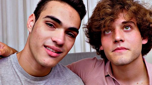 Amateur stud barebacked on casting after kissing