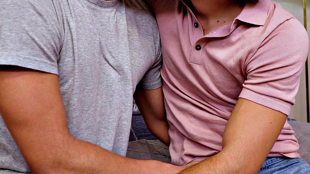 Amateur stud barebacked on casting after kissing