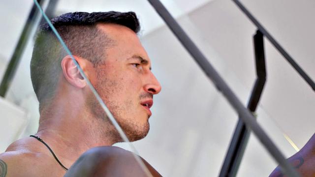 Sweet Juicy Hunk Gets Barebacked Hard By Big Cock