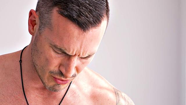 Sweet Juicy Hunk Gets Barebacked Hard By Big Cock