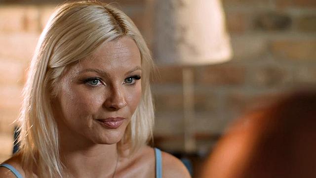 Сводные сестры Зази Скимм и Лея Десантис трахают друг друга страпоном