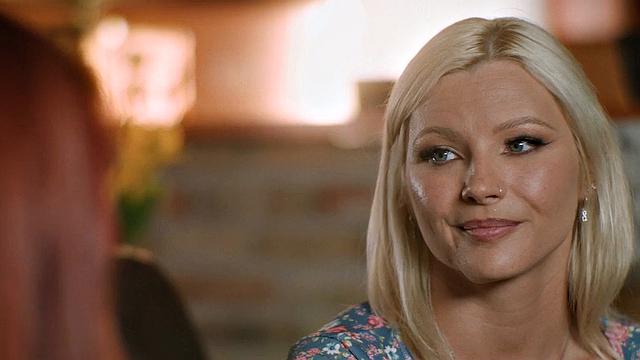 Gorgeous Stepsisters Zazie Skymm and Leya Desantis Fuck Each Other With A Strap-On