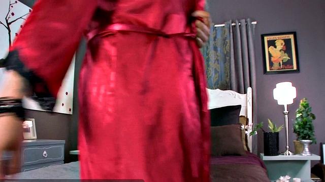 38H-Cup Blonde Craves Cream